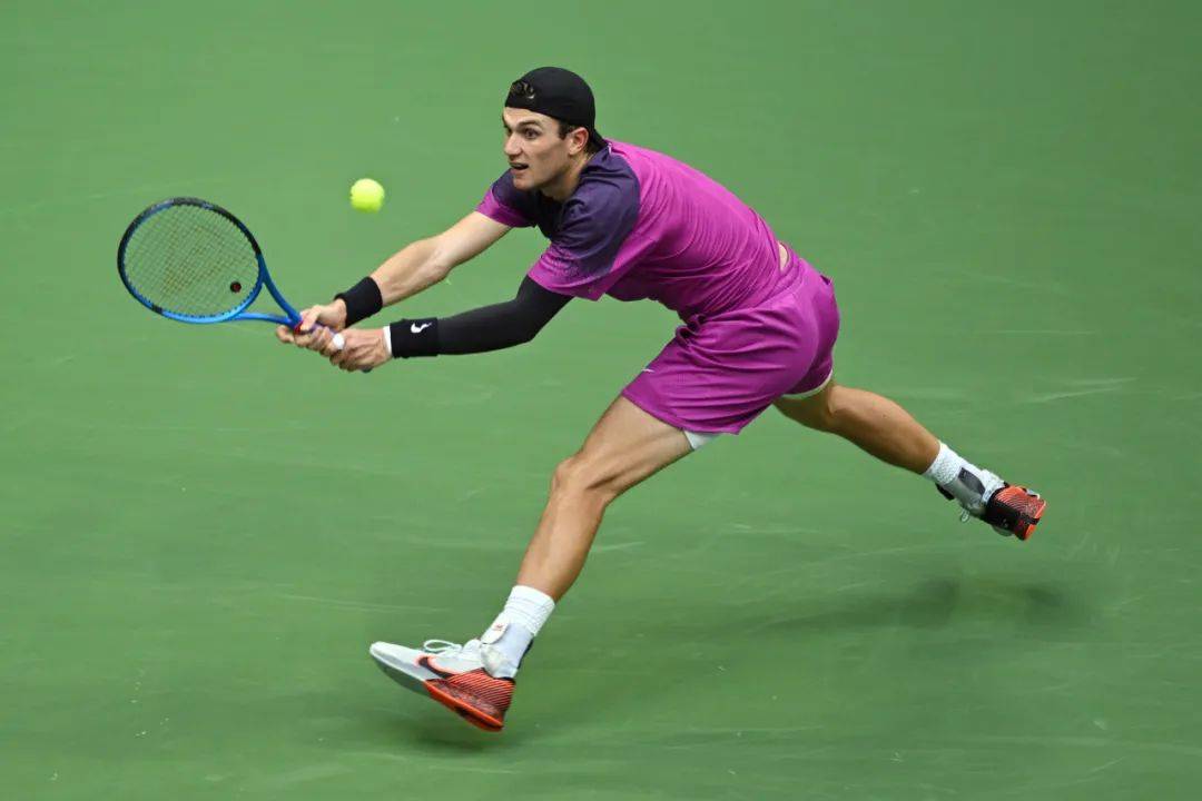 更隐蔽的是 更隐蔽的是